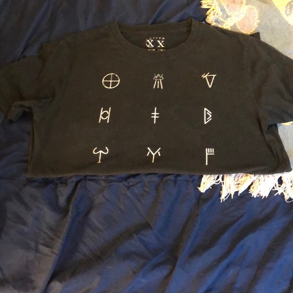 Men’s Black T-Shirt - Picture 2 of 4